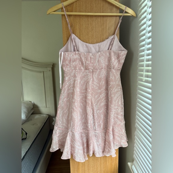 Through The Wind Dress Pink - Picture 5 of 16